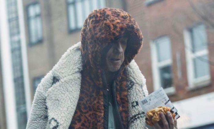 Oglasio se poznati glumac nakon fotografijama na kojima izgleda kao beskućnik: 