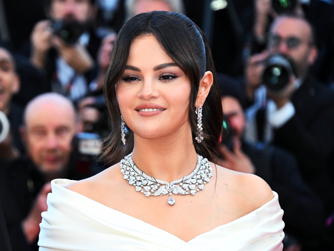 Selena Gomez u suzama nakon višeminutnog aplauza u Kanu: Kaže da je imala najzahtevniju ulogu do sada (VIDEO)
