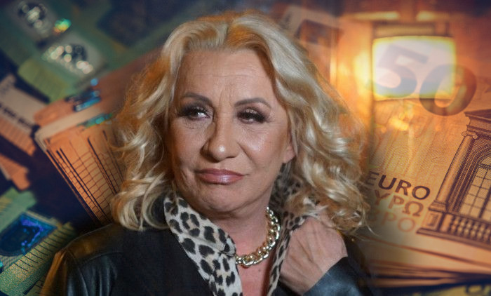 NAJVEĆI HONORAR VESNE ZMIJANAC: "Posle tog koncerta sam mogla da kupim 3 zgrade u Knez Mihailovoj i da ne trepnem"