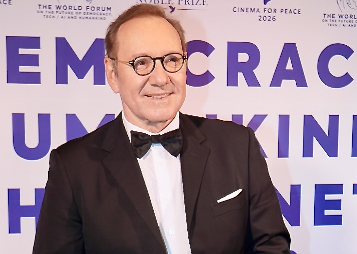 KEVIN SPEJSI IPAK NE IDE NA SUĐENJE:Poznati glumac se nagodio sa muškarcima koji su ga tužili za seksualni napad