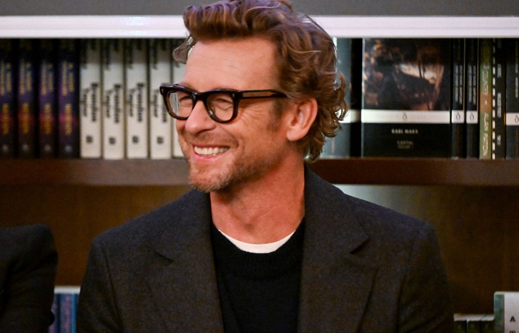 SLAVNI ZAVODNIK JE DO JUČE JE BIO SAMO KUM NJENOJ DECI, A SADA SE PRIČA DA SU ZAJEDNO: 30 godina bio u braku, sada je lud za Nikol