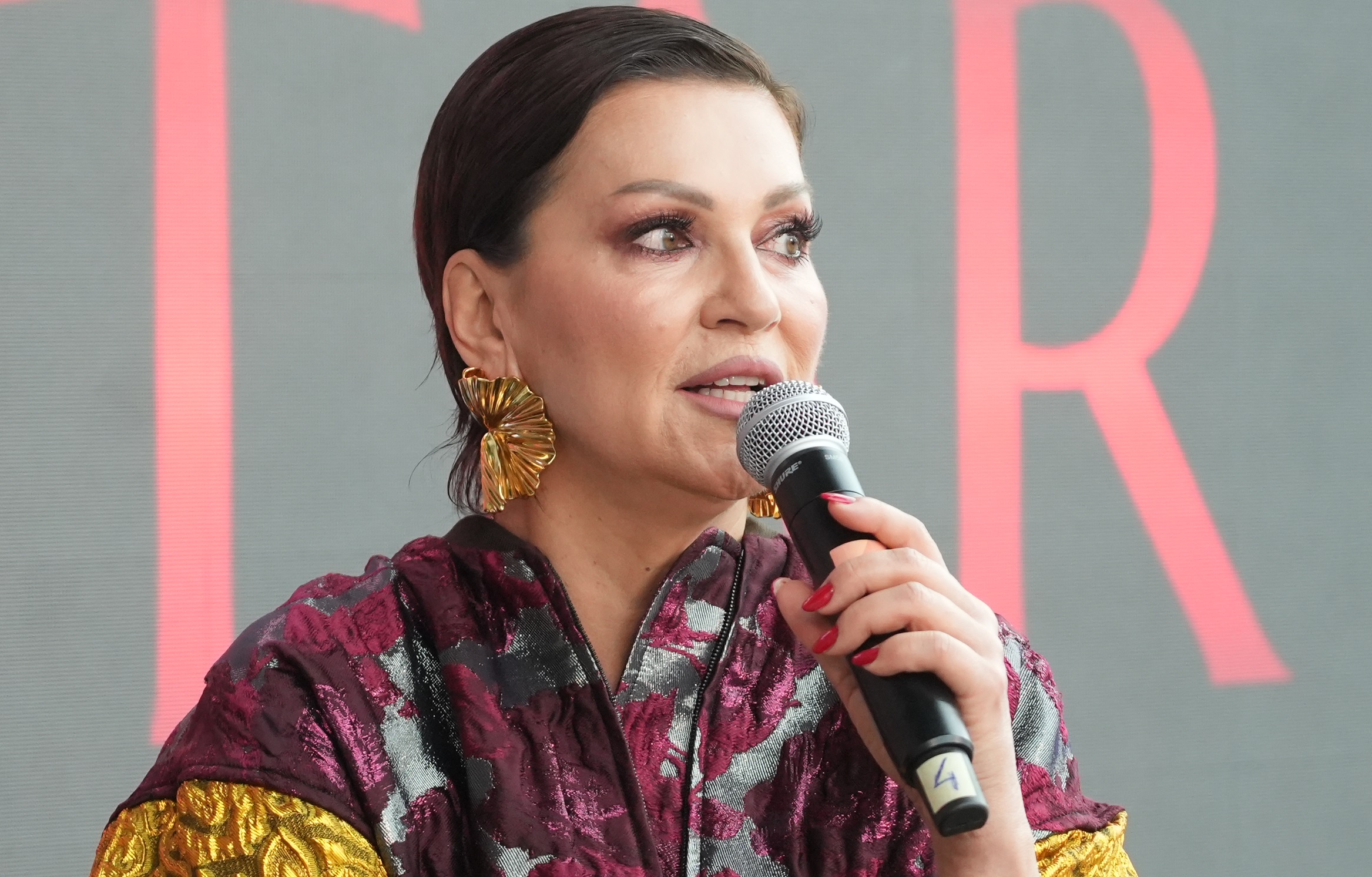 NINA BADRIĆ ŠOKIRALA JAVNOST PRIZNANJEM: "Imam iskustvo s oženjenim muškarcem"