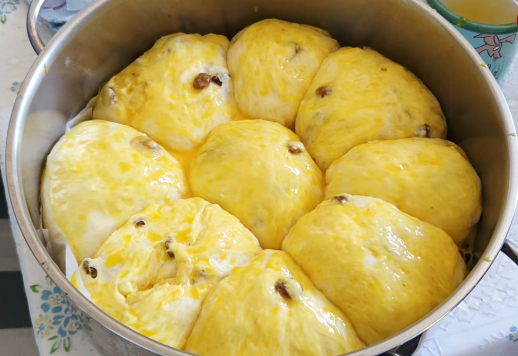SAVRŠEN RECEPT ZA ČUVENI ITALIJANSKI KOLAČ: Otkriveno kako se pravi Panetone!