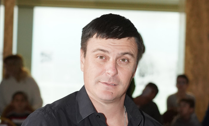 "TAKVA MI NEĆE RAĐATI DECU I IĆI PRED STARU MAJKU": Evo kako je Vuk Kostić govorio o ženama