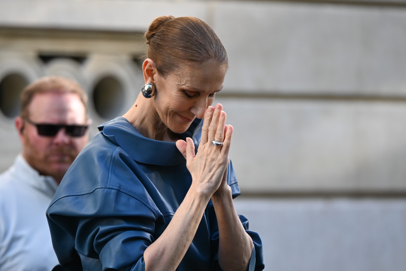 POSLE GODINA BORBE S BOLEŠĆU, SELIN DION STIGLA U PARIZ: Prizor koji je dirnuo milione, sprema se za veliki povratak (VIDEO)