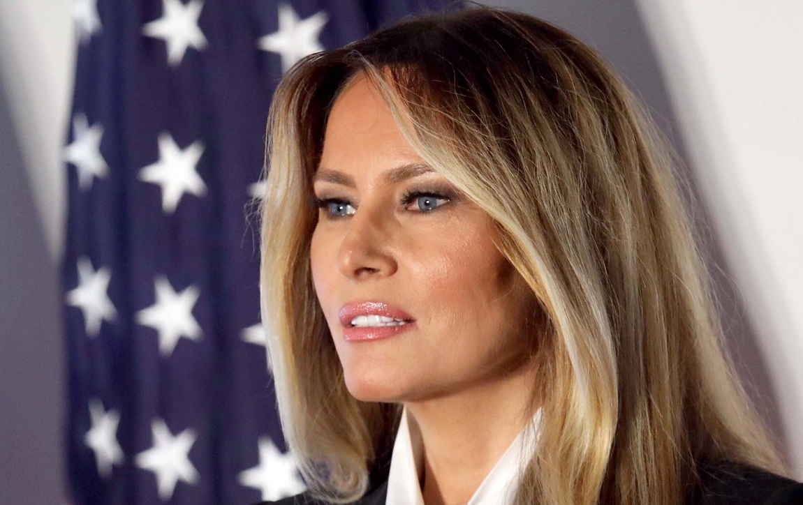 IZGLEDA PRESKUPO, A TAJNA JE U KROJU: Melanija Tramp u izdanju koje odiše luksuzom (FOTO)