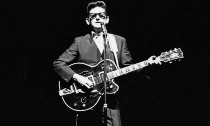 Ženu mu ubio kamion na njegove oči, sinovi umrli u plamenu: Životna priča čoveka koji je napisao jednu od najlepših pesama je bio pakao