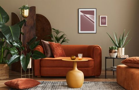 1792840087_domestic-interior-living-room-design-Depositphotos_488835452_S.jpg