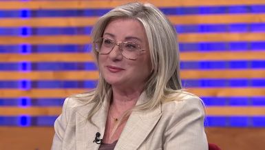 ПРОШЛА ЈЕ КРОЗ ПАКАО, А ДАНАС ЈЕ ЈАЧА НЕГО ИКАД: Барбара Удовичић о раку, разводу и борби за усвајање ћерке