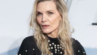 ISHRANA MIŠEL FAJFER ZBOG KOJE U 68. GODINI IZGLEDA KAO ZMAJ: Dijeta bez gladovanja, muke i previše odricanja