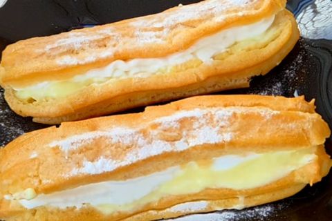 DOMAĆI EKLERI KAO IZ POSLASTIČARNICE: Savršeni dezert koji nikoga ne ostavlja ravnodušnim (RECEPT)