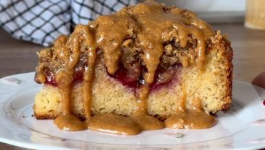 KRAMBL OD ŠLJIVA OSVAJA NA PRVI ZALOGAJ: Brz, jednostavan i savršen za hladne jesenje dane (RECEPT)