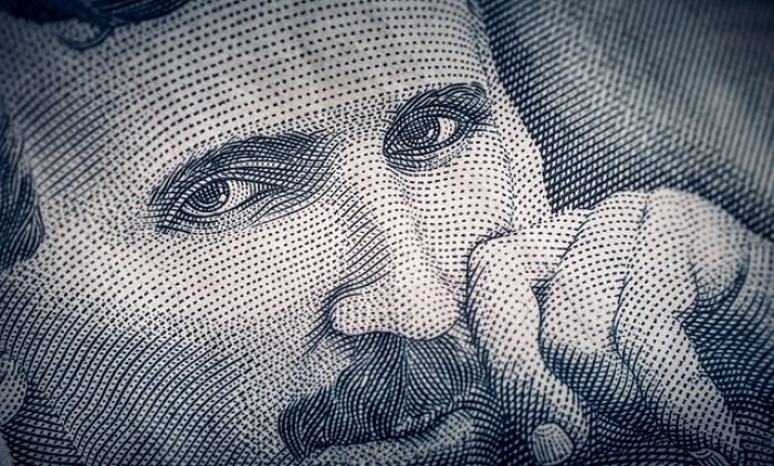 1647173634_nikola-tesla-gbb1fc22e5_640.jpg