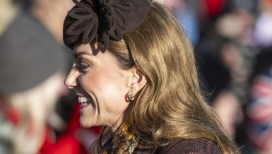 OTKRIVEN MISTERIOZNI NOVI OŽILJAK KEJT MIDLTON: Spekulacije o njenoj teškoj 2024. godini ne prestaju! (FOTO, VIDEO)