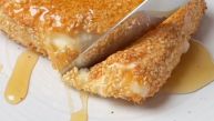 ГРЧКИ СПЕЦИЈАЛИТЕТ КОЈИ МОРАТЕ ДА ПРОБАТЕ, А ПРАВИ СЕ ЗА ЧАС: Најукуснији начин да послужите фету овог лета! (РЕЦЕПТ)