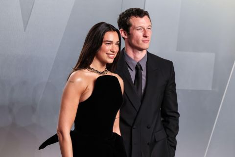 UDAJE SE DUA LIPA: On je osvojio srce poznate pevačice (FOTO) 