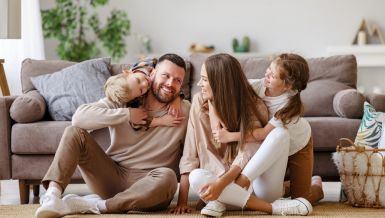 СУТРА СУ ОЦИ: Најлепши празник посвећен очевима пред Божић 