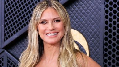 HAJDI KLUM OBUKLA HALJINU, SADA JE POREDE SA PILETINOM IZ SUPERMARKETA: \