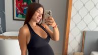 БИВША ЖЕНА НИКОЛЕ РАЂЕНА СЕ ПОРОДИЛА: На свет донела другог сина, наследнику дала моћно име