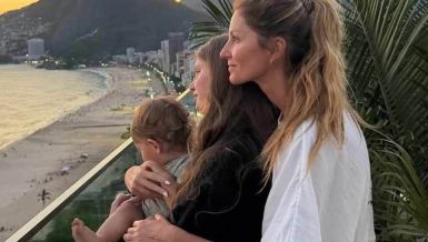 OSTAVILA NAJPOŽELJNIJEG MUŠKARCA NA SVETU, PA ZAVELA TRENERA SVOJE DECE: Ovako izgleda žena koja je u životu postigla baš sve o čemu je ikada sanjala