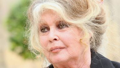 SKANDALI NE PRESTEJU NI NAKON NJENE SMRTI: Najbliži odbili da ispune poslednju želju Brižit Bardo!