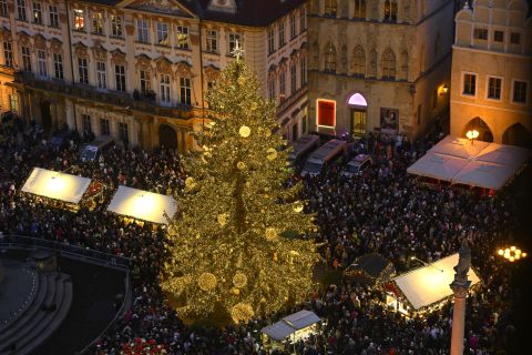 PROGLAŠENA NAJPOVOLJNIJA DESTINACIJA ZA PERIOD IZMEĐU NOVE GODINE I BOŽIĆA: Planirajte svoje puutovanje na vreme! (VIDEO)