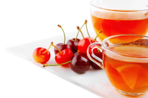Spremite čaj od peteljki trešanja: Odličan je za reumu, bubrege i bolesti srca