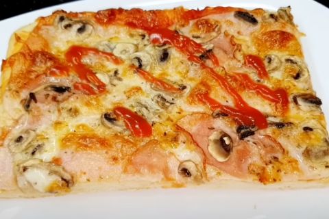 PICA IZ PLEHA JE RECEPT KOJI SVAKA ŽENA MORA DA IMA: Testo se pravi za čas, ukus je neprevaziđen! (VIDEO)