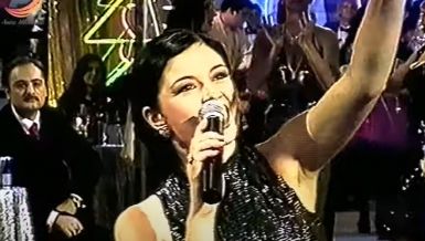 ПОВУКЛА СЕ СА ЕСТРАДЕ И ОТИШЛА У АМЕРИКУ: Тамо је чистила куће, а сада чува старе људе - \