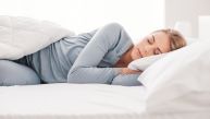 Овај положај спавања се сматра идеалним: Ипак, једна група људи треба да га избегава 