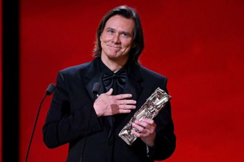 DŽIM KERI IMA VAŽNU PORUKU ZA SVE KOJI SE STALNO OPRAVDAVAJU: Neće vas svako razumeti – i to je sasvim u redu!