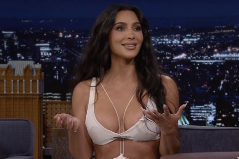 KIM KARDAŠIJAN IMA ČETVORO DECE, A O NJIMA BRINE CEO TIM: Otkrila koliko dadilja je angažovano (FOTO)