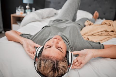 Koja vrsta muzike može da pomogne da najlakše zaspimo? U ovome je suština 