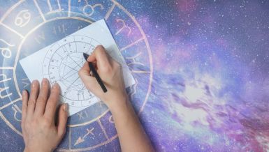 Horoskop za petak, 3. februar: Lavovi dobijaju podršku od NAJMANJE OČEKIVANE OSOBE, Devicama stiže poruka od PRIJATELJA IZ PROŠLOSTI
