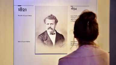 BIO JE SIROMAŠAN KAO CRKVENI MIŠ, DANAS JE SINONIM ZA LUKSUZ: Evo kako je Luj Viton postao brend br. 1
