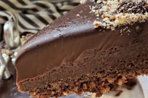 Frajlina torta: Ćokoladna fantazija koju ćete praviti svako malo i koja je gotova za čas (RECEPT)