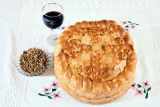 1792832311_orthodox-traditional-cake-glass-red-Depositphotos_137990282_S.jpg