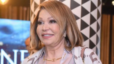 SREĆA U DOMU NEDE UKRADEN: Troje unučadi rođeni na isti dan, pevačica im se obratila emotivnim rečima