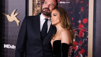Strani mediji bruje o Dženifer Lopez i Benu Afleku: Spekuliše se da se razvode i da se on već iselio 
