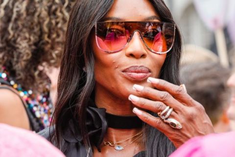 NAJPOZNATIJA MANEKENKA NA SVETU SE GODINAMA DOPISIVALA SA SEKSUSALNIM PREDATOROM: Ono što mu je tražila sve je šokiralo!