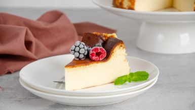 РЕЦЕПТ ЗА САН СЕБАСТИЈАН ЧИЗКЕЈК: Како се прави чувени шпански колач?