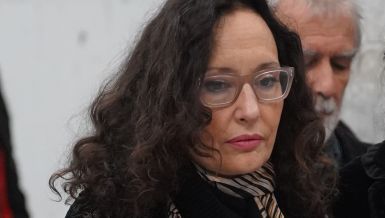 IVANA ŽIGON JE RODILA DETE 11 GODINA MLAĐEM MONAHU, PA GA OSTAVILA: Sinu dala ime po čuvenom glumcu čiju smrt je najteže podnela