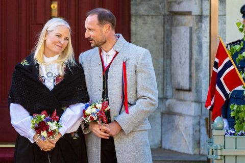 NORVEŠKA PRINCEZA U LOŠEM STANJU: Oglasila se palata o supruzi budućeg kralja - bori se sa teškom bolesti od 2018. godine 