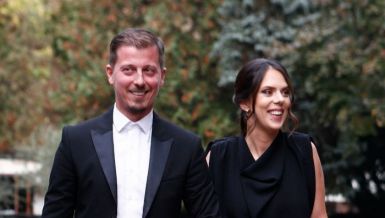 Milan Dinčić Dinča izveo suprugu i sina iz porodilišta: Jelena otkrila kakve je probleme imala - U BOLNICI PROVELA 2 MESECA 