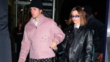 ХЕЈЛИ БИБЕР О МОЖДАНОМ УДАРУ: Имала је само 26. година и ситуацију која јој је променила живот 