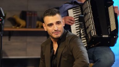 ПРАВА ИСТИНА О ПОРЕКЛУ ДАРКА ЛАЗИЋА: Певач открио да ли у њему има ромске крви