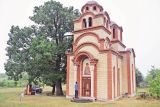 1596620662_Rekovacnova-crkva-u-KOmaranu-na-mestu-oskrnavljeneZ.-Gligorijevic.JPG