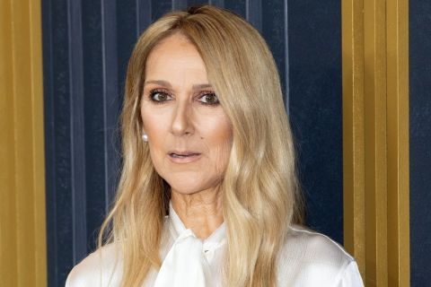 MISTERIOZNA BOLEST JE IZJEDA, A ONA UPRKOS TOME KITI JEKLU: Selin Dion oduševila fanove svojom snagom i voljom! (FOTO)