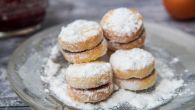 OVO JE NAJBOLJI RECEPT ZA POSNE VANILICE: Sitni kolači koji se tope u ustima i vraćaju u detinjstvo