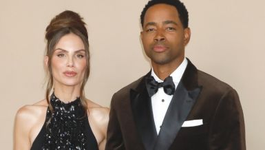 Nina Seničar se pojavila na premijeri gde je sve vrvelo od svetskih zvezda: Ako on izgleda kao milion, ona u ovoj haljini izgleda kao milijadu! 